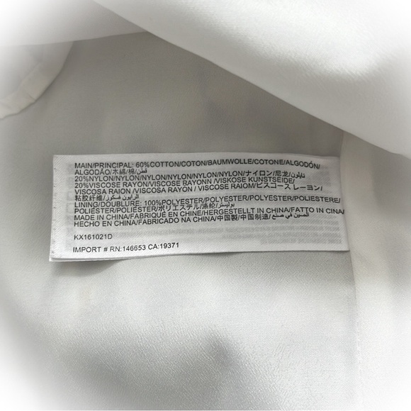 Keepsake white and black floral fitted lace dress cold shoulder long bell sleeve - Picture 8 of 9